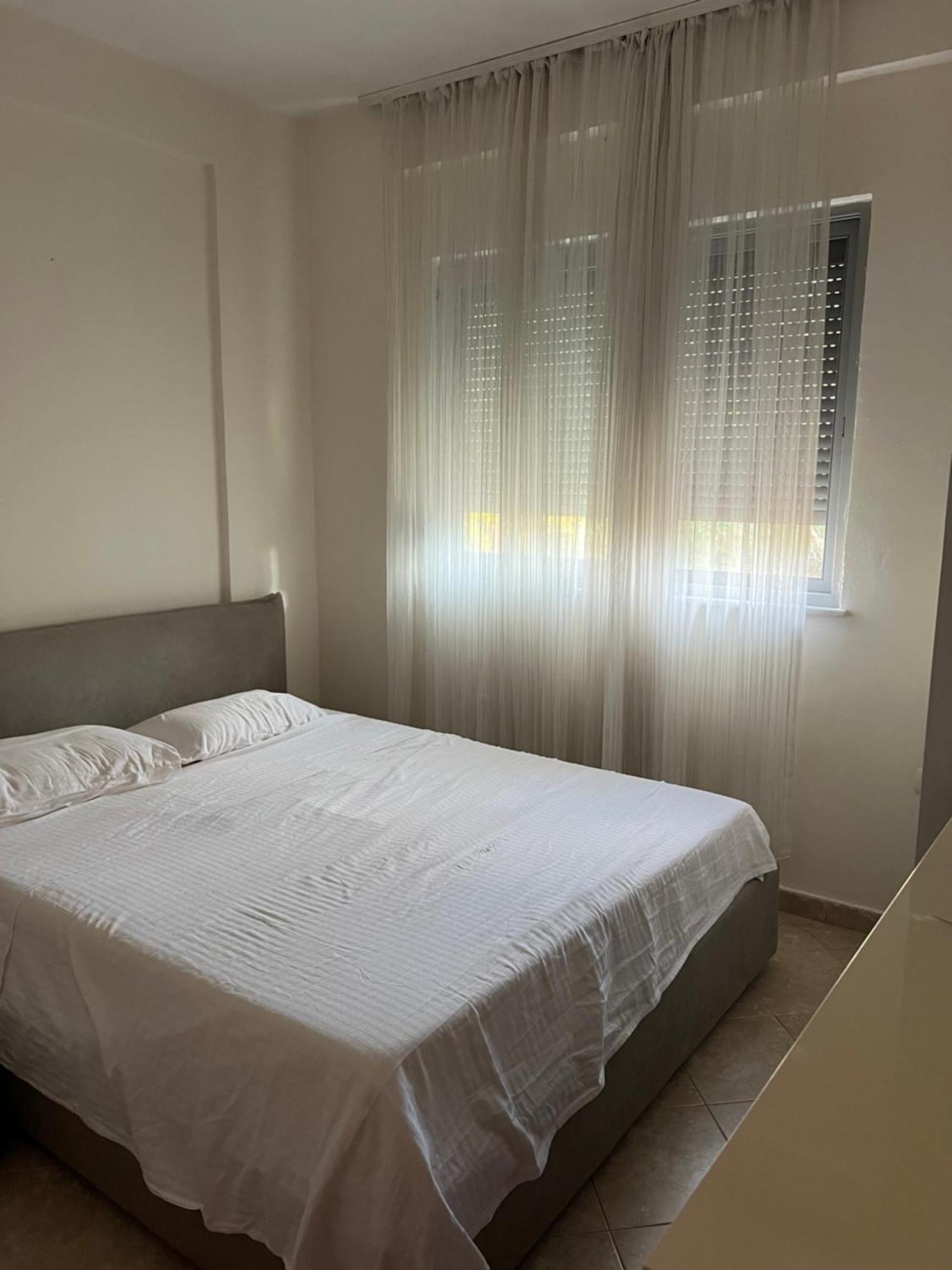 Apartament Cozy With Balcony Golem (Tirana)