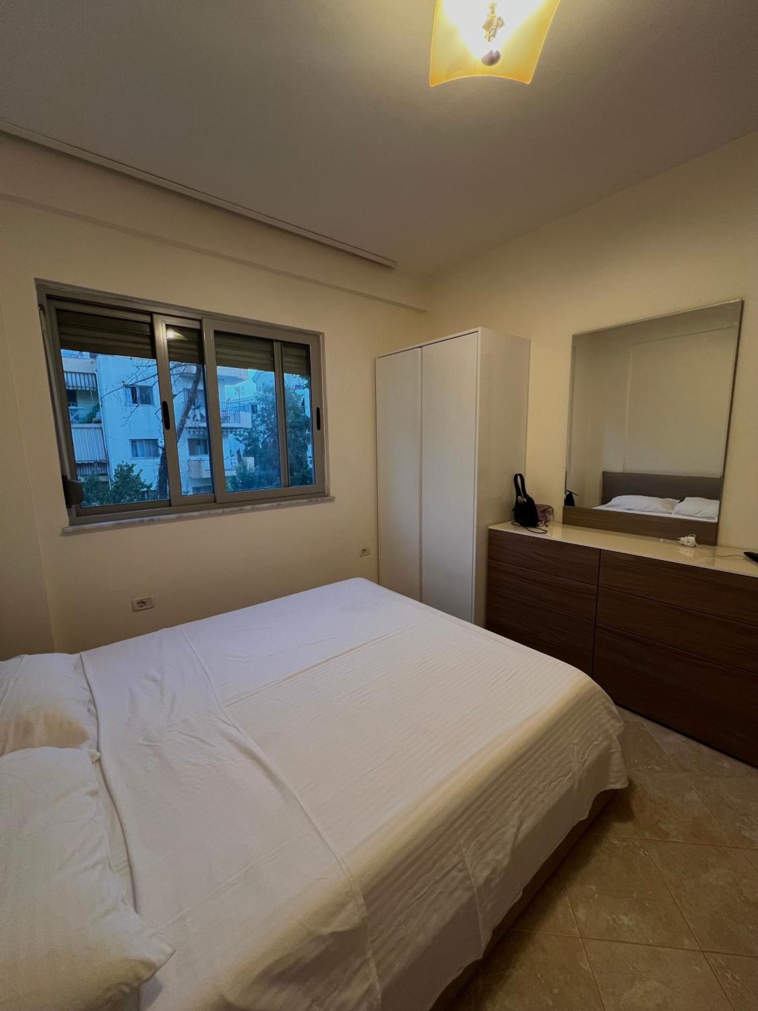 Apartament Cozy With Balcony Golem (Tirana)